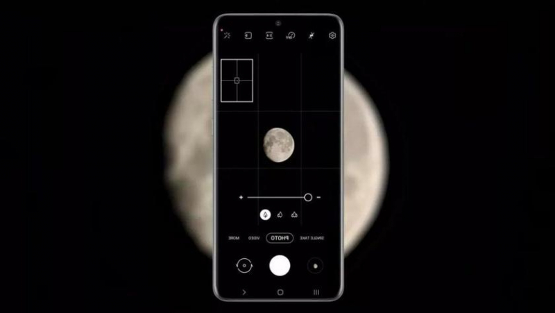 Флагман Samsung Galaxy Ultra выдает поддельные фотографии Луны в режиме космического зума