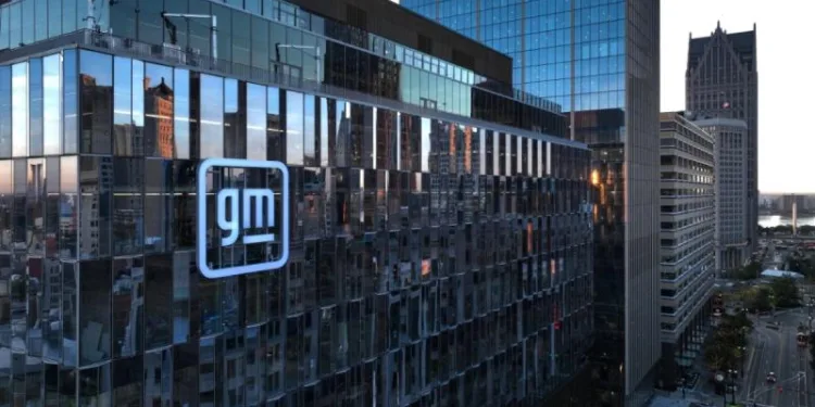 GM просит поставщиков автозапчастей отказаться от комплектующих из Китая, — Reuters