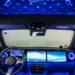 Салон нового Mercedes GLB сверкает как рождественская елка