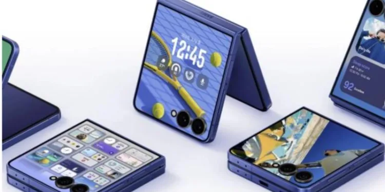 СМИ: складной смартфон Galaxy Z Flip8 от Samsung станет на 30% тоньше модели 2025 года