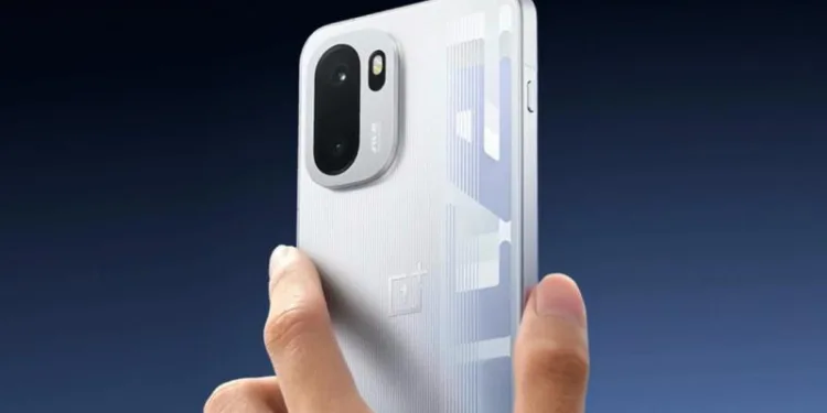 Все о OnePlus Ace 6T: чип Snapdragon 8 Gen 5, аккумулятор на 8000 мА·ч, 100 Вт зарядка и неплохие камеры