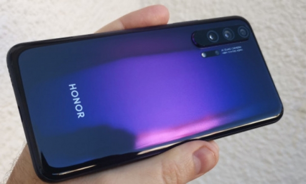 Сквозь ветер санкций: представлена линейка смартфонов Honor 20 от Huawei 