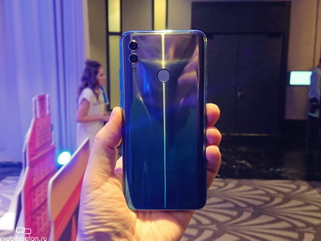 Предварительный обзор Honor 10 Lite: хит до 15 тысяч рублей?