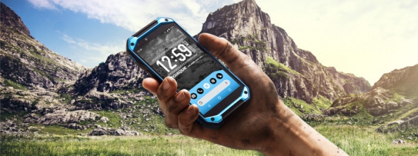 Сверхзащищённый Kyocera Torque G04 и другие японские новинки au